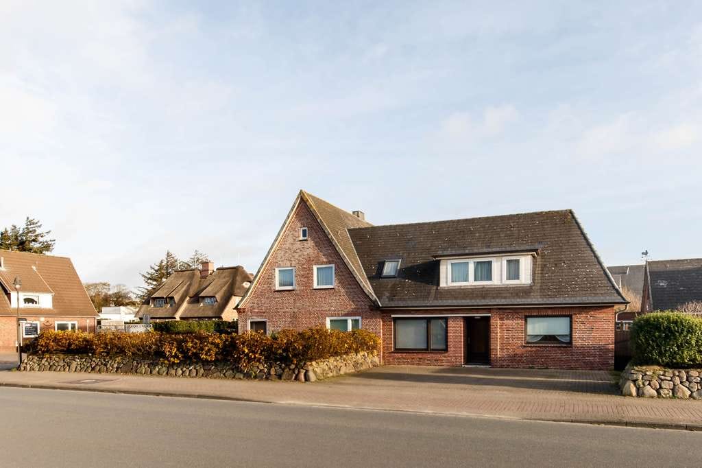 Immobilie in Wenningstedt-Braderup (Sylt) - Großes Grundstück mit Bestand in zentraler Lage von Wenningstedt - Bild 4