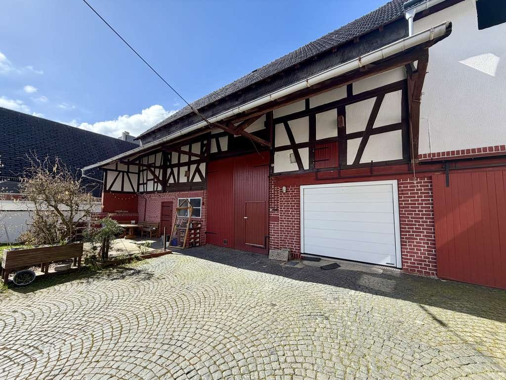 Immobilie in Bischoffen - Freiraum für Ihre Träume: Charmantes Hof- Ensemble mit Herz & Seele - Bild 3