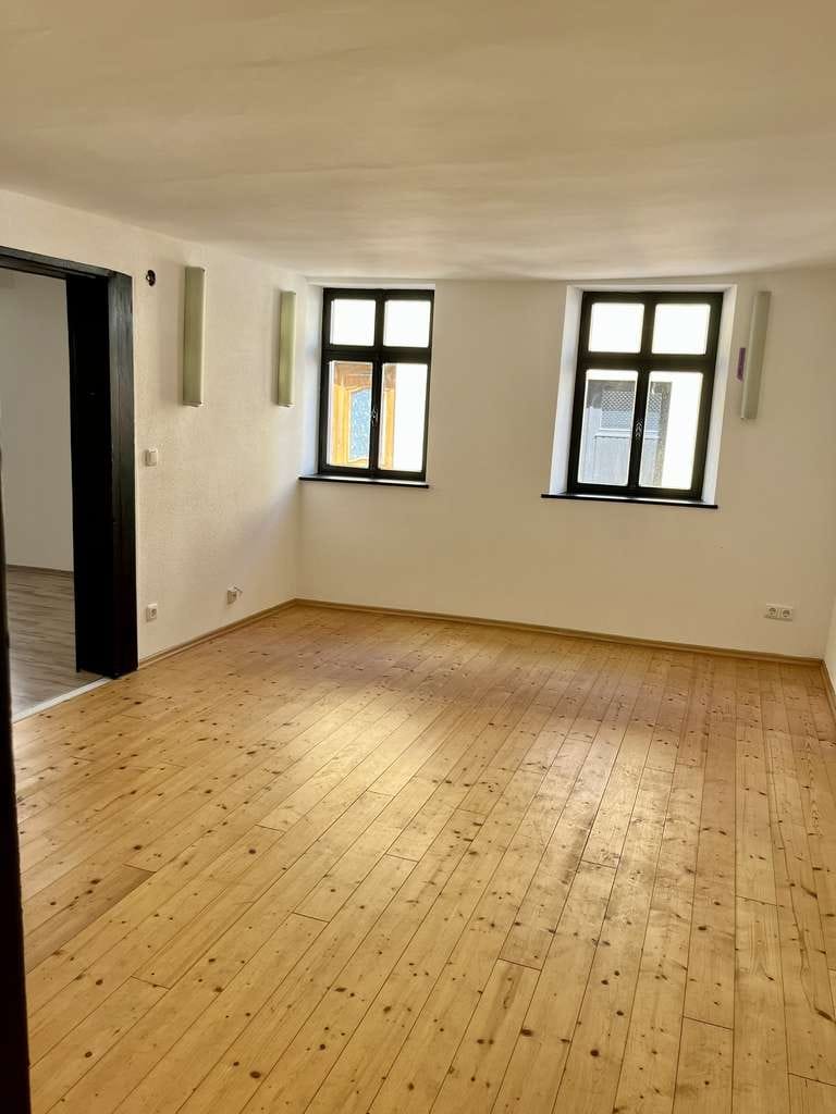 Immobilie in Ockenheim - Charmantes Fachwerkhaus mit Hof, Garten, Carport & Nebengebäude – provisionsfrei - Bild 3