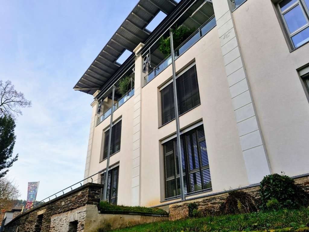 Immobilie in Traben-Trarbach - Ausbaufläche für 4-Zi-Wohnung oder 2x 2-Zi-Wohnungen mit Loggia - Bild 0