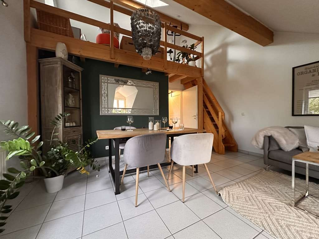 Immobilie in Feldkirchen - PROVISIONSFREI - Wohnen mit Charme und Potenzial – Dachgeschosswohnung mit Galerie in Feldkirchen - Bild 2