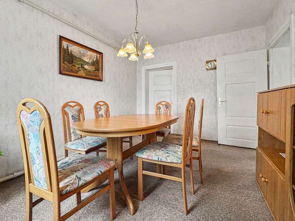 Immobilie in Dummerstorf - Sanierbare Doppelhaushälfte auf großem Grundstück in familiärer Umgebung von Prisannewitz - Bild 4