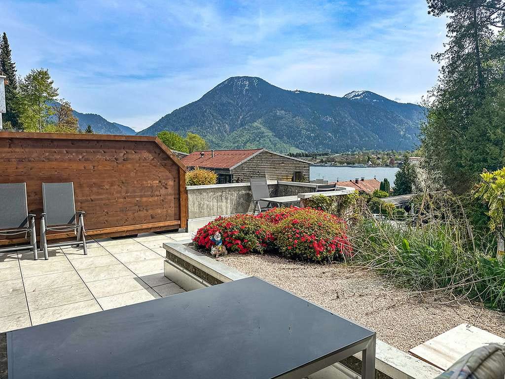 Immobilie in Tegernsee - 2,5-ZIMMER-TERRASSEN-ETW MIT SEE-UND BERGBLICK, Tegernsee - Bild 1