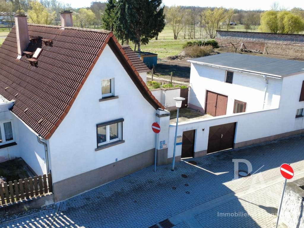 Immobilie in Giersleben - Haus mit Scheune & großem Grundstück in Giersleben – Ihr Projekt mit Potenzial! - Bild 0