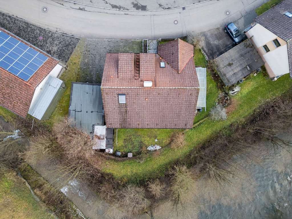 Immobilie in Stühlingen - Dreifamilienhaus mit vielseitigen Nutzungsmöglichkeiten in Grimmelshofen, Stühlingen - Bild 4
