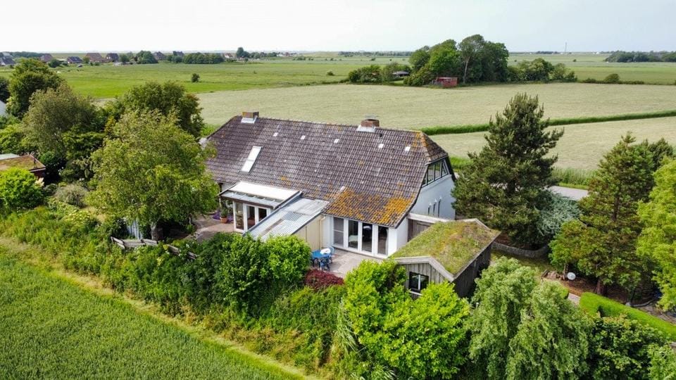 Immobilie in Nordstrand - Eine Oase der Ruhe: Liebhaberobjekt mit vielen Extras in unmittelbarer Nähe zur Nordsee! - Bild 0