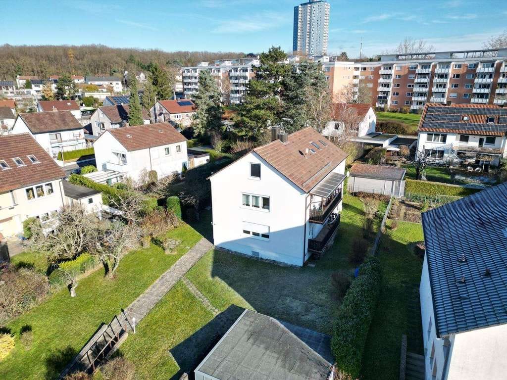 Immobilie in Schweinfurt - 2 Wohnungen in einem Haus am Steinberg/Hochfeld - Bild 1