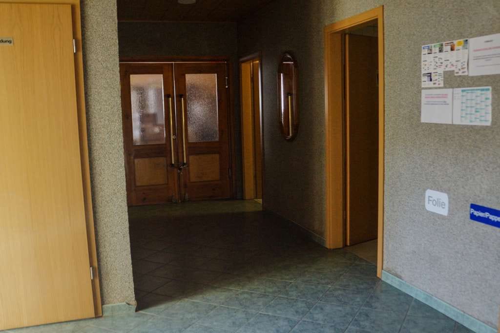 Immobilie in Wutha-Farnroda - Attraktives Mehrfamilienhaus in Wutha-Farnroda – Vielseitiges Anwesen mit großem Potenzial - Bild 2