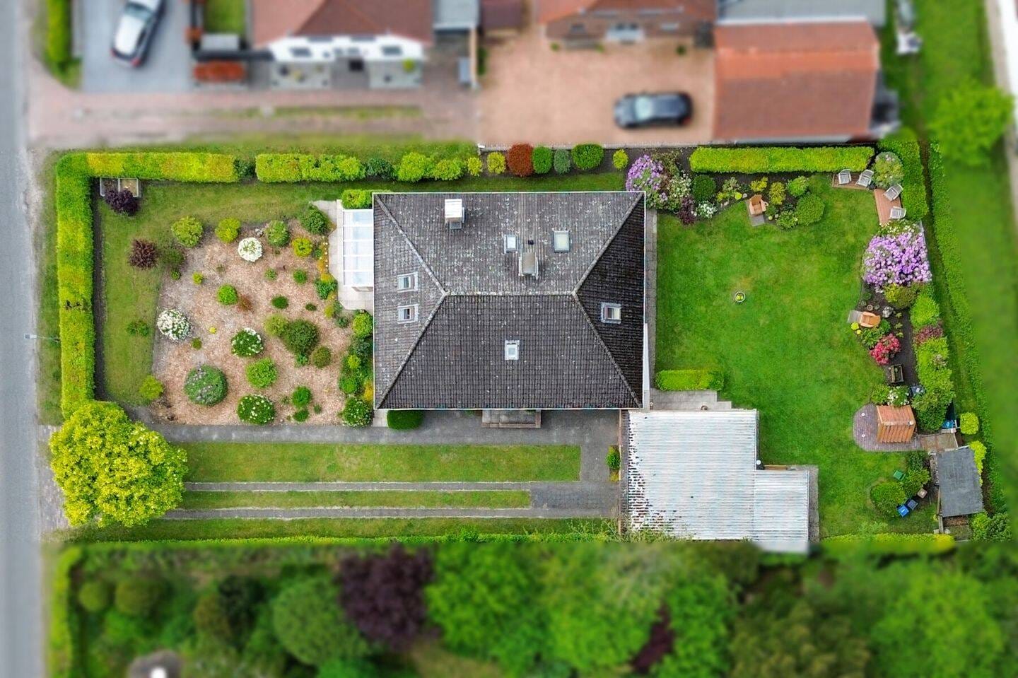 Immobilie in Grasberg - Im Herzen von Grasberg Gepflegtes Einfamilienhaus mit viel Platz & schönem Garten - Bild 1