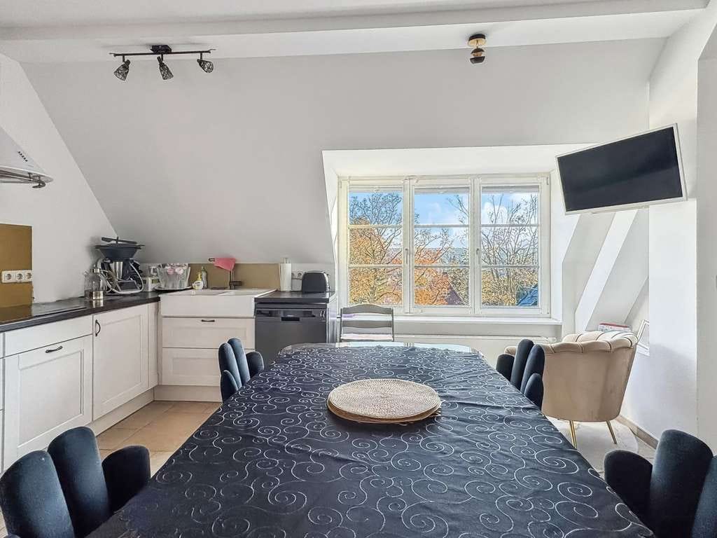 Immobilie in Bad Klosterlausnitz - Wohnen im Denkmal wie im eigenen Haus – Exklusive Maisonettewohnung im „Valuta-Schloss“  - Bild 3