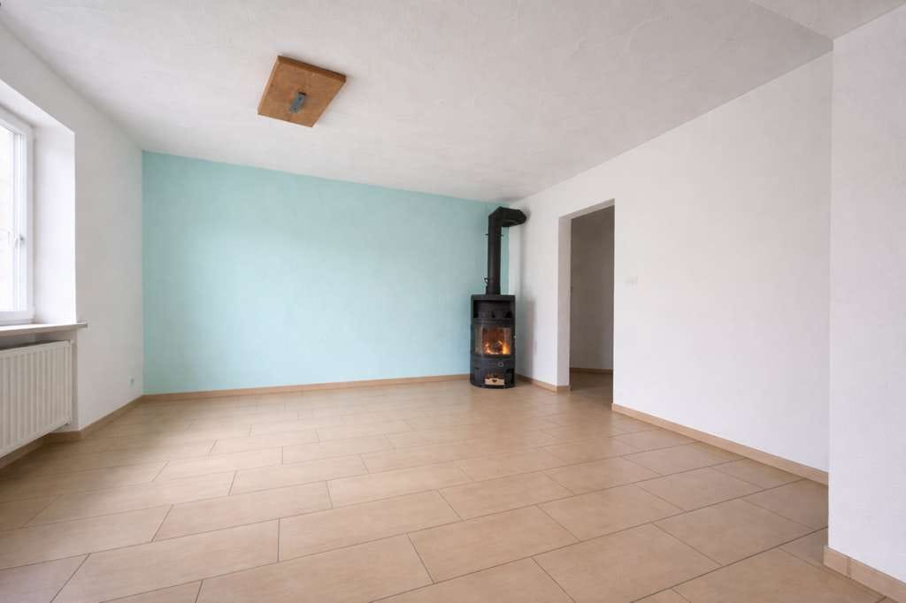 Immobilie in Lohr am Main - Wohnhaus mit großzügiger Fläche, Garten & Garage – vielseitig nutzbar! - Bild 3