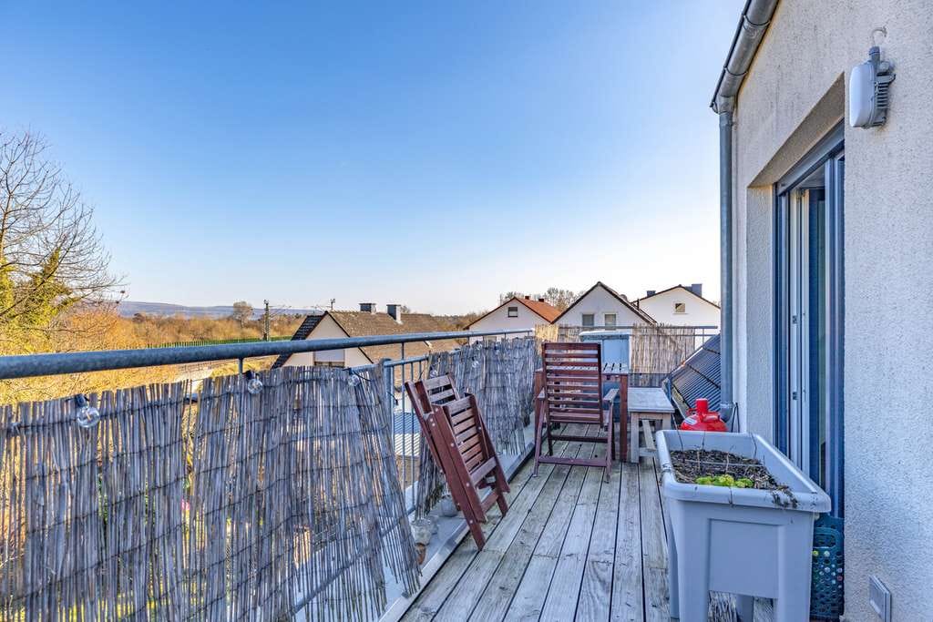 Immobilie in Kahl am Main - Kahl am Main: Schöne, vermietete 2-Zimmer-Dachgeschoss-Wohnung mit Dachterrasse in Ortsrandlage - Bild 3