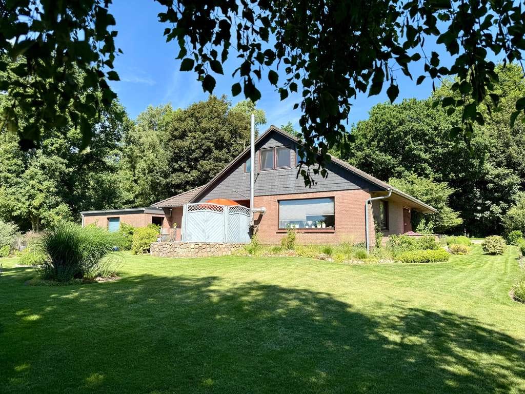 Immobilie in Ramstedt - Wohnen, wo die Ruhe zuhause ist – Einfamilienhaus mit Traumgrundstück und unverbaubarem Feldblick - Bild 3