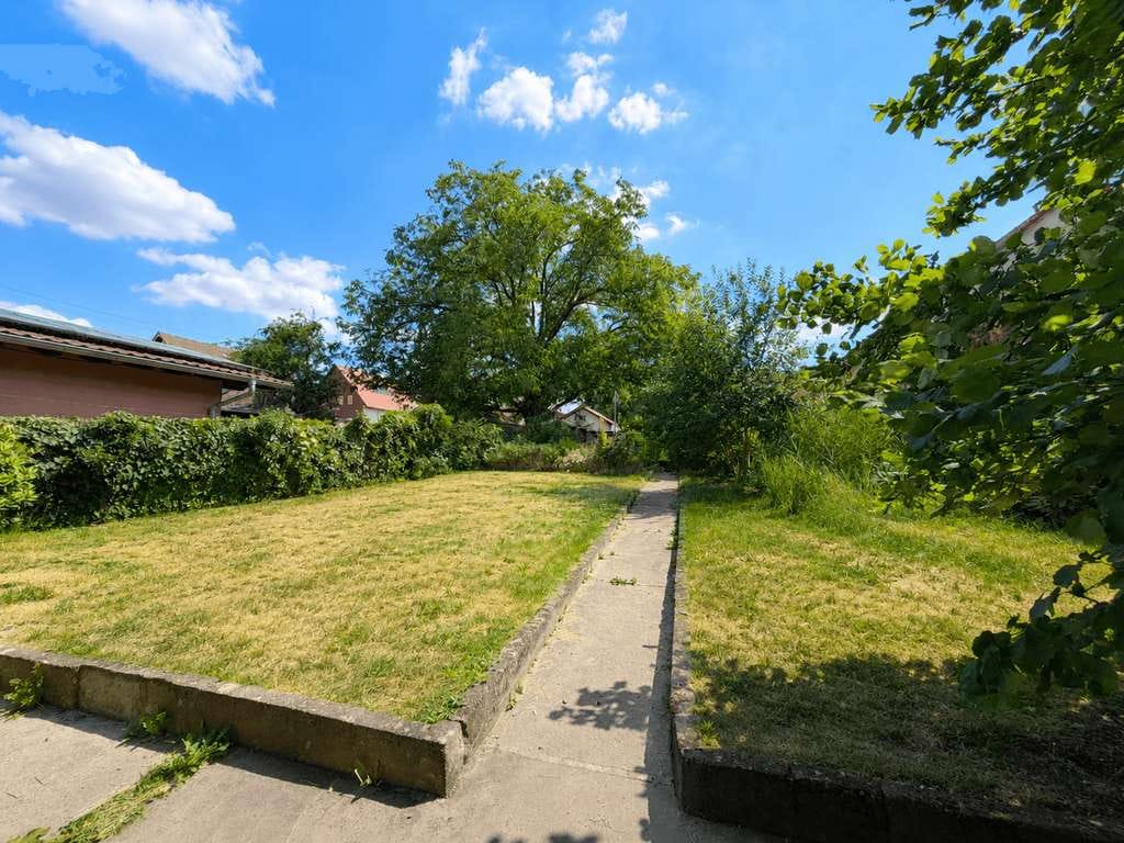 Immobilie in Hütschenhausen - Zwei Häuser. Ein Kaufpreis. Unzählige Möglichkeiten mit 222 m² Wohnfläche auf ca. 800 m² Grundstück - Bild 3