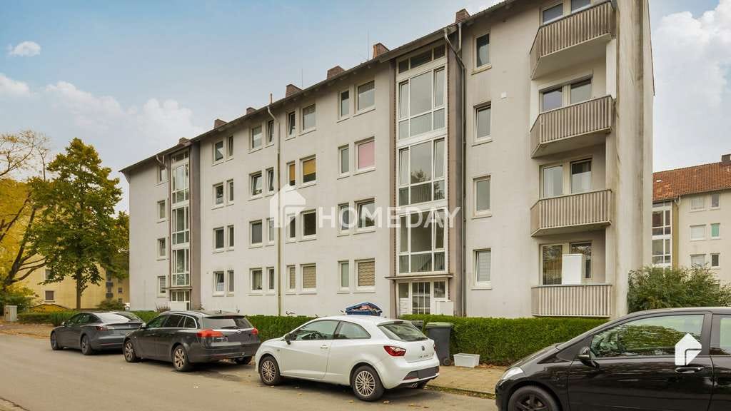 Immobilie in Delmenhorst - Langfristig vermietete Zweizimmerwohnung im gepflegten Mehrfamilienhaus - Bild 0