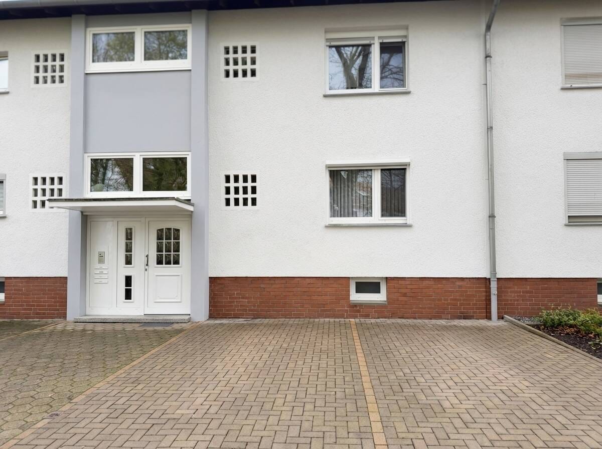 Immobilie in Bönen - Helle und modernisierte Eigentumswohnung mit zwei Stellplätzen, Garten und Balkon, auch als Renditeobjekt nutzbar. - Bild 2