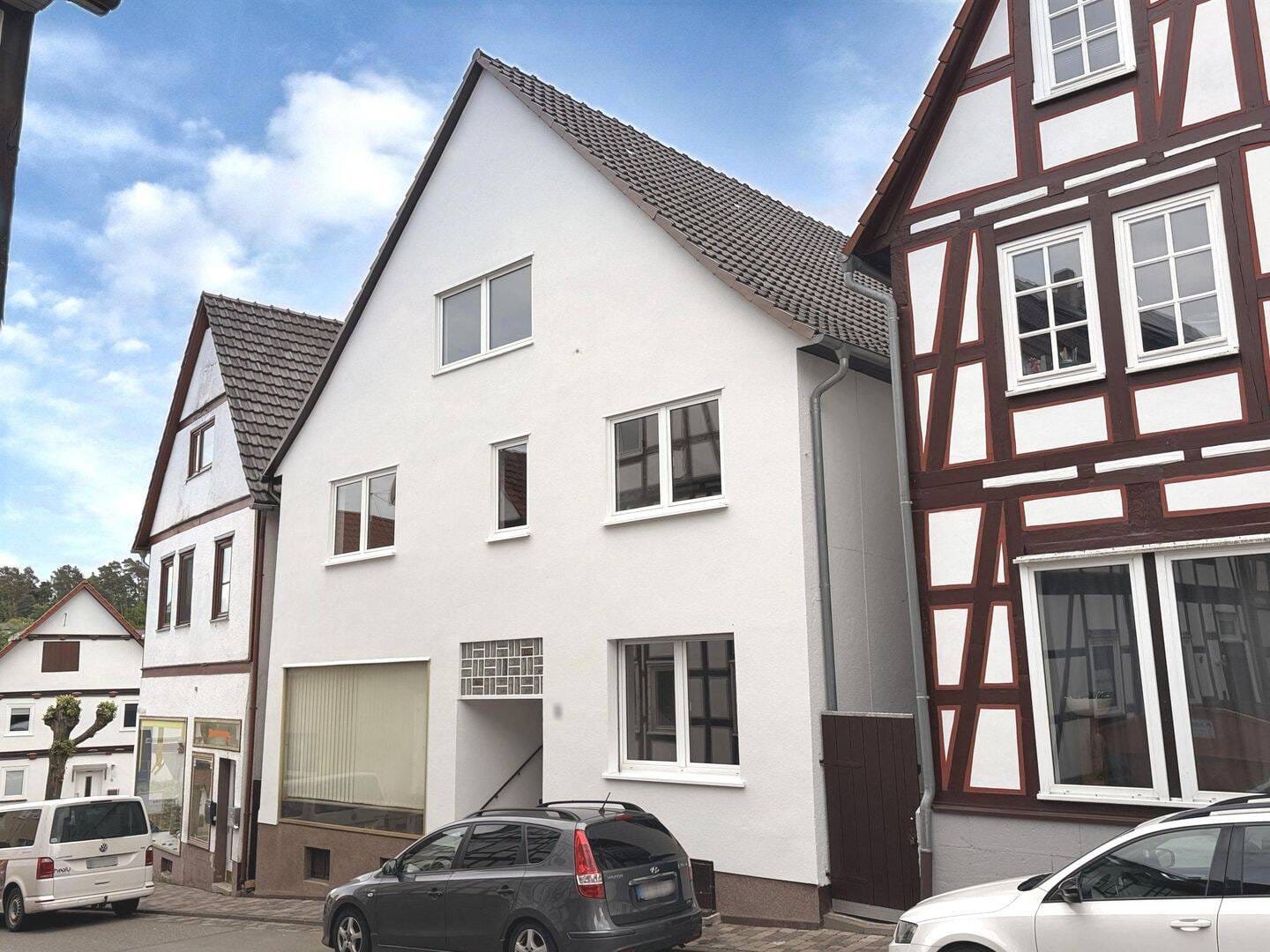 Immobilie in Naumburg - Modernisiertes 5-FH als Kapitalanlage oder zur Selbstnutzung in Naumburg - Bild 1