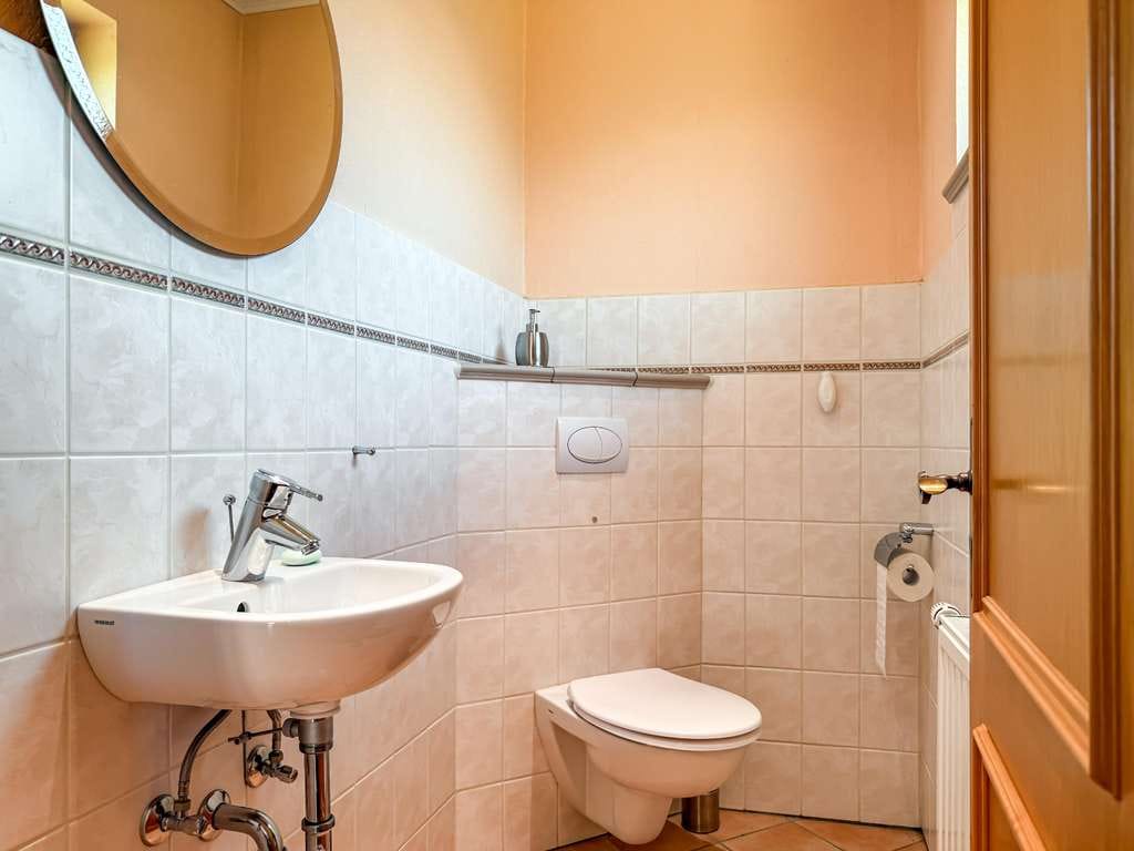 Immobilie in Tönning - Raum für Ideen – Einfamilienhaus mit Charme & Gestaltungsfreiheit - Bild 3