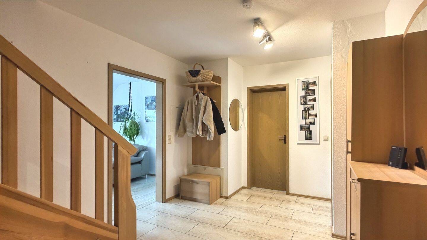Immobilie in Wallhausen - Traumhafte 4-Zimmer-Maisonettewohnung mit Südbalkon in ruhiger Siedlungslage von Wallhausen - Bild 3