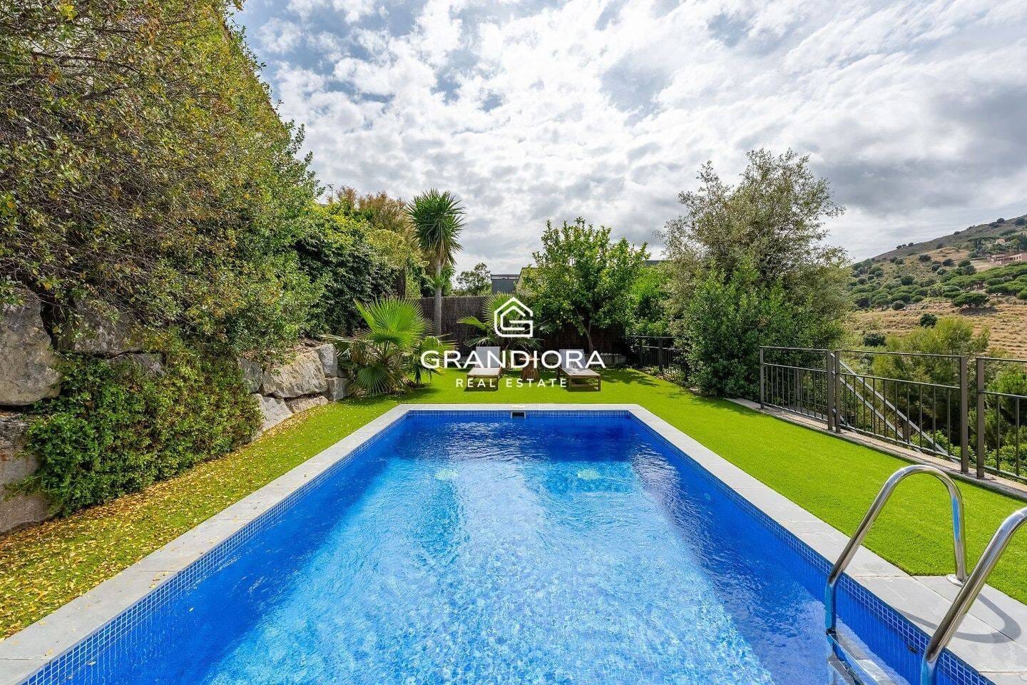 Immobilie in Stützengrün - Exklusive Villa mit Garten und privatem Pool in einer der besten Gegenden von Alella - Bild 4