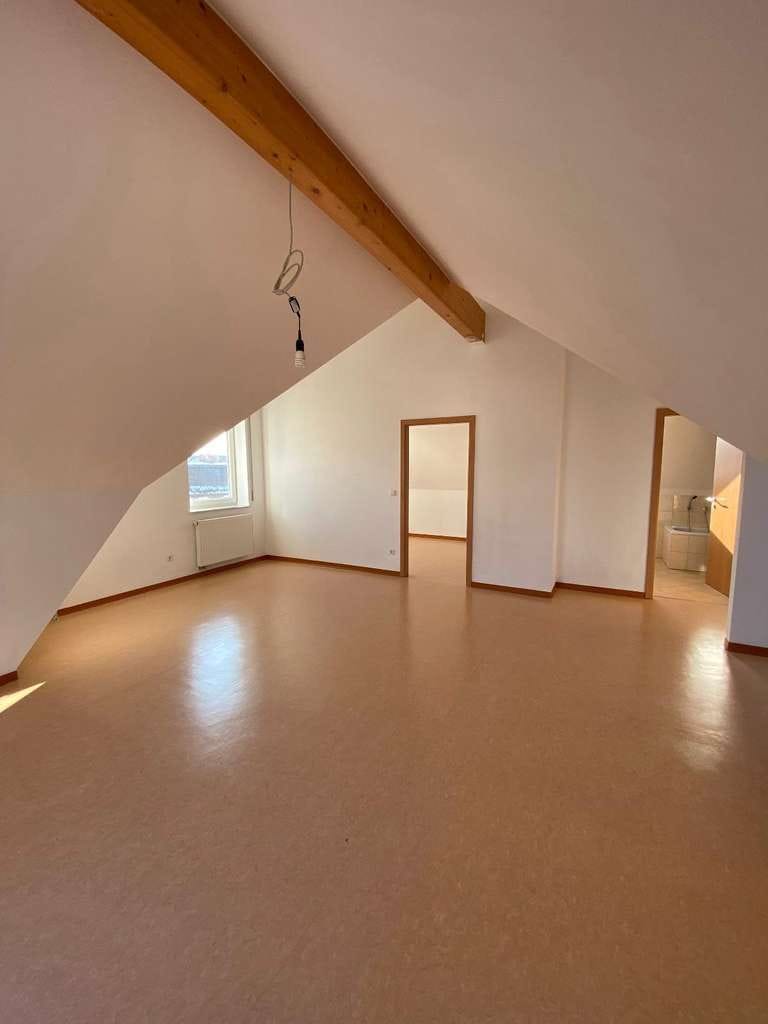 Immobilie in Pfalzgrafenweiler - Gemütliche Dachgeschosswohnung mit offenem Gebälk - Bild 0