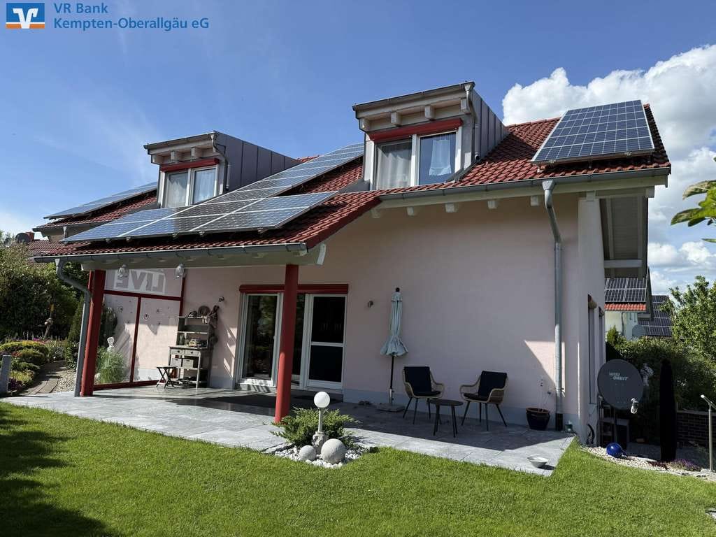 Immobilie in Wiggensbach - Attraktives Einfamilienhaus in ländlicher, traumhafter Lage für Natur und Gartenliebhaber - Bild 0
