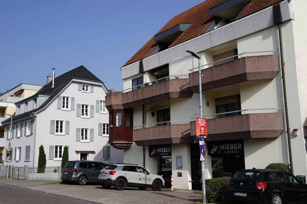 Immobilie in Grenzach-Wyhlen - 1,5 - Zi Eigentumswohnung im Zentrum von Wyhlen mit zwei Balkonen - Bild 3
