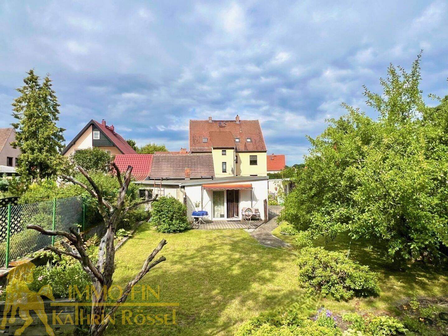 Immobilie in Weißwasser/O.L. - Běła Woda - Mehrgenerationenhaus am Stadtrand mit 6 Garagen, Carport und Garten - Bild 2