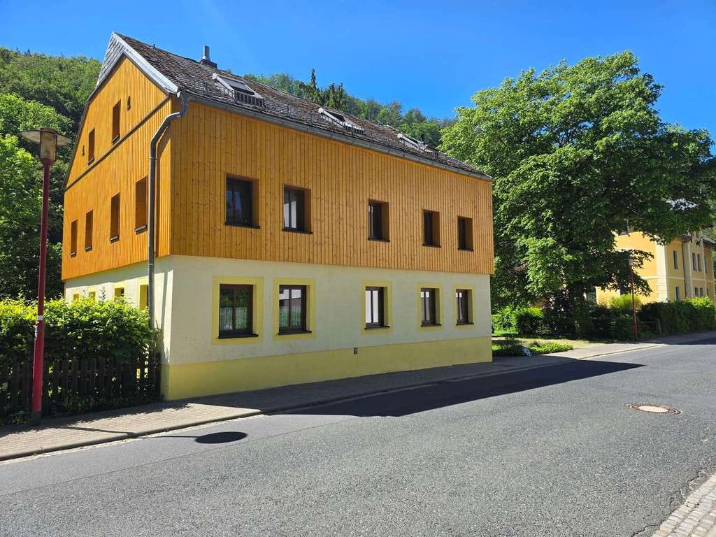 Immobilie in Tharandt - Solide Investition, langfristige zufriedene Mieter, beliebt, weil kurzer Weg zur Außenstelle der TU! - Bild 1