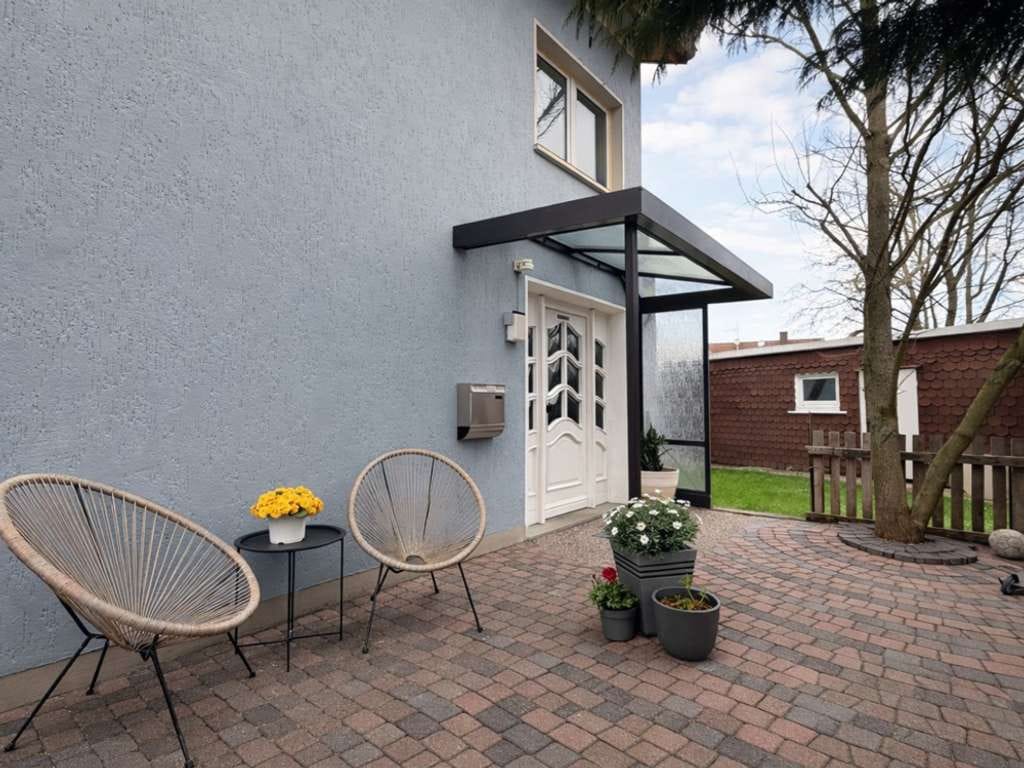 Immobilie in Lügde - Vielseitiges Wohnglück mit Renditepotenzial: Modernisiertes Haupthaus & charmante Gästewohnung - Bild 3