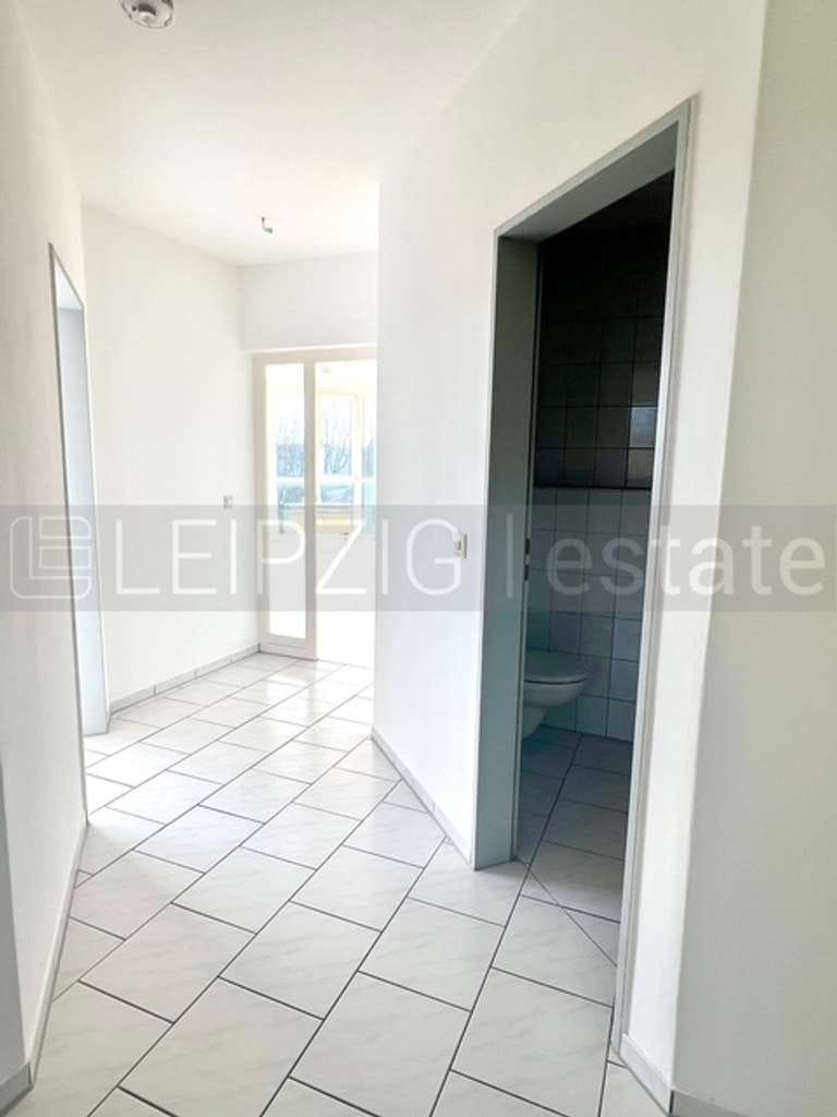 Immobilie in Lützen - großzügige 70m²; 2-Raum-Wg. mit Pkw-SP, in Lützen, in gepflegter Wohnanlage, JNKM 6.360,- EUR! - Bild 4