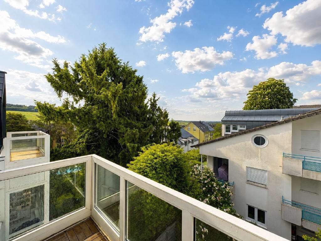 Immobilie in Kiedrich - Großzügige Doppelhaushälfte mit viel Platz und schönem Garten in ruhiger Lage von Kiedrich - Bild 1
