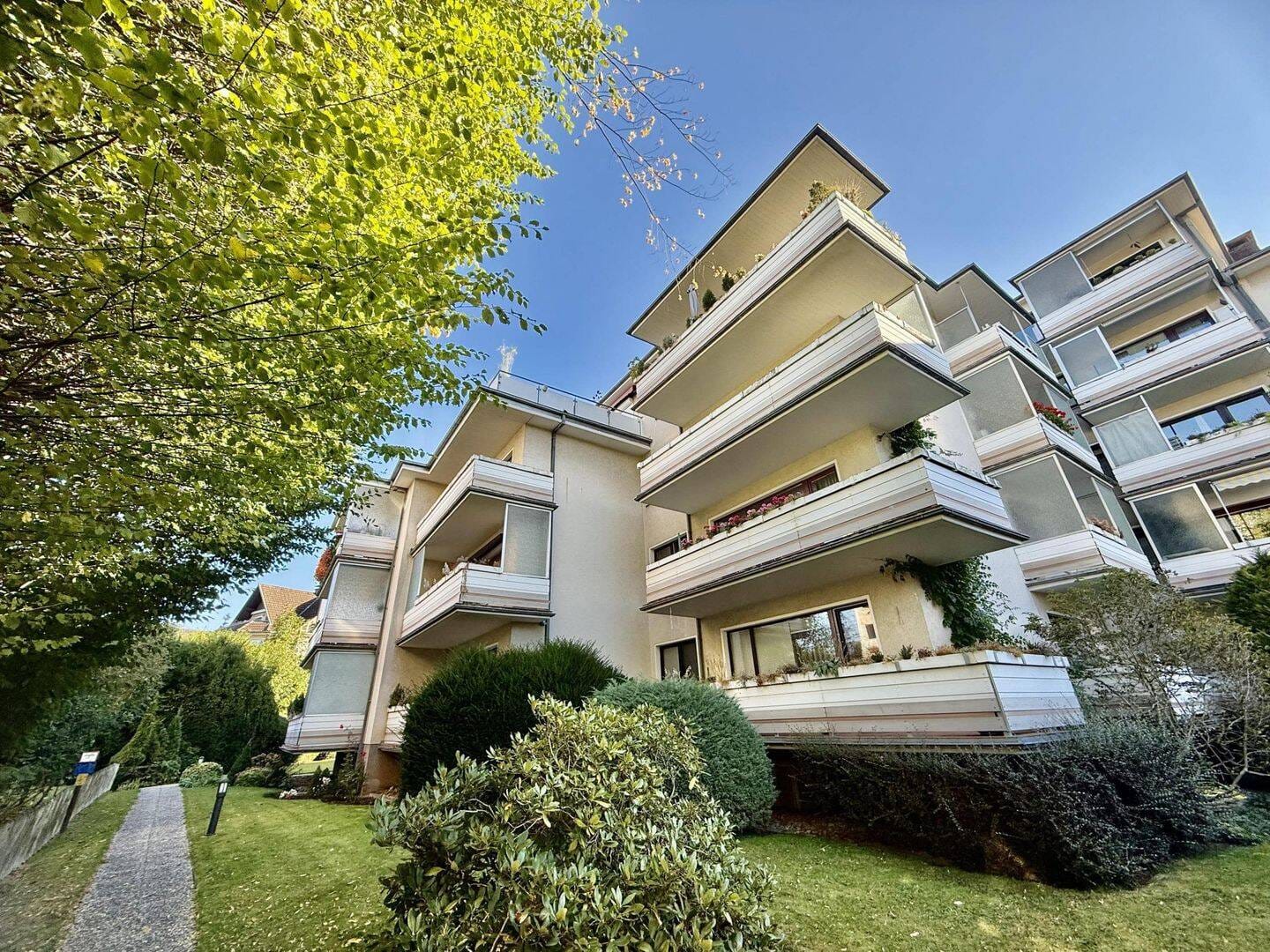 Immobilie in Bad Pyrmont - 2-Zimmer Eigentumswohnung in innenstadtnaher Lage mit Personenaufzug - Bild 4