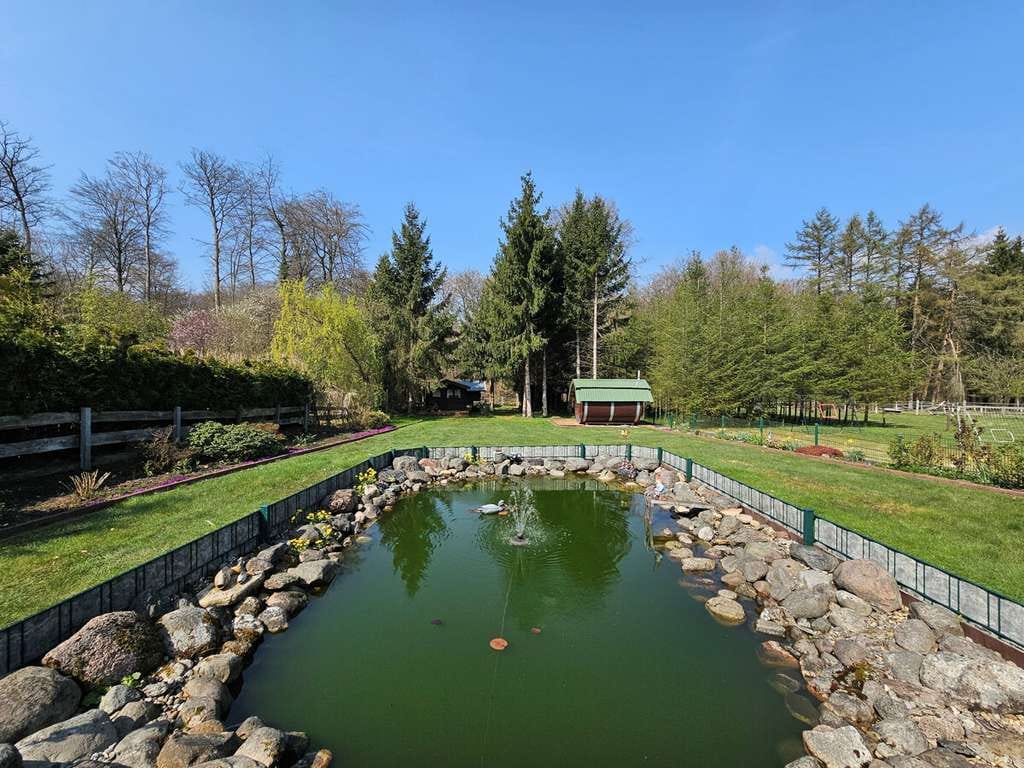 Immobilie in Kellinghusen - Idyllisches Waldidyll: Sauna, Wintergarten, riesigem Gartenparadies! - Bild 2