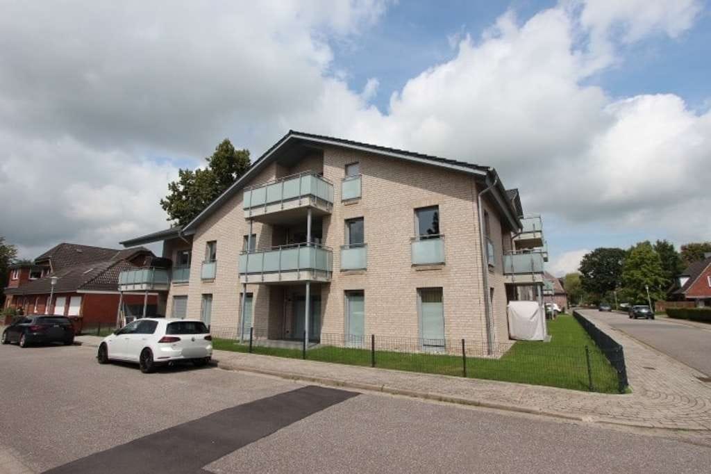 Immobilie in Friedrichstadt - Exklusive KfW-55 Dachgeschoss-ETW in bevorzugter Wohnlage mit 2 Balkonen und Stellplatz - Bild 1