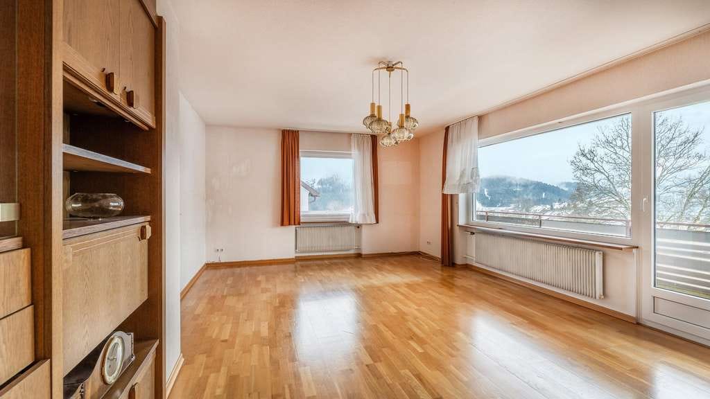 Immobilie in Furtwangen im Schwarzwald - Wir geben Deiner Zukunft ein Zuhause  - Bild 2