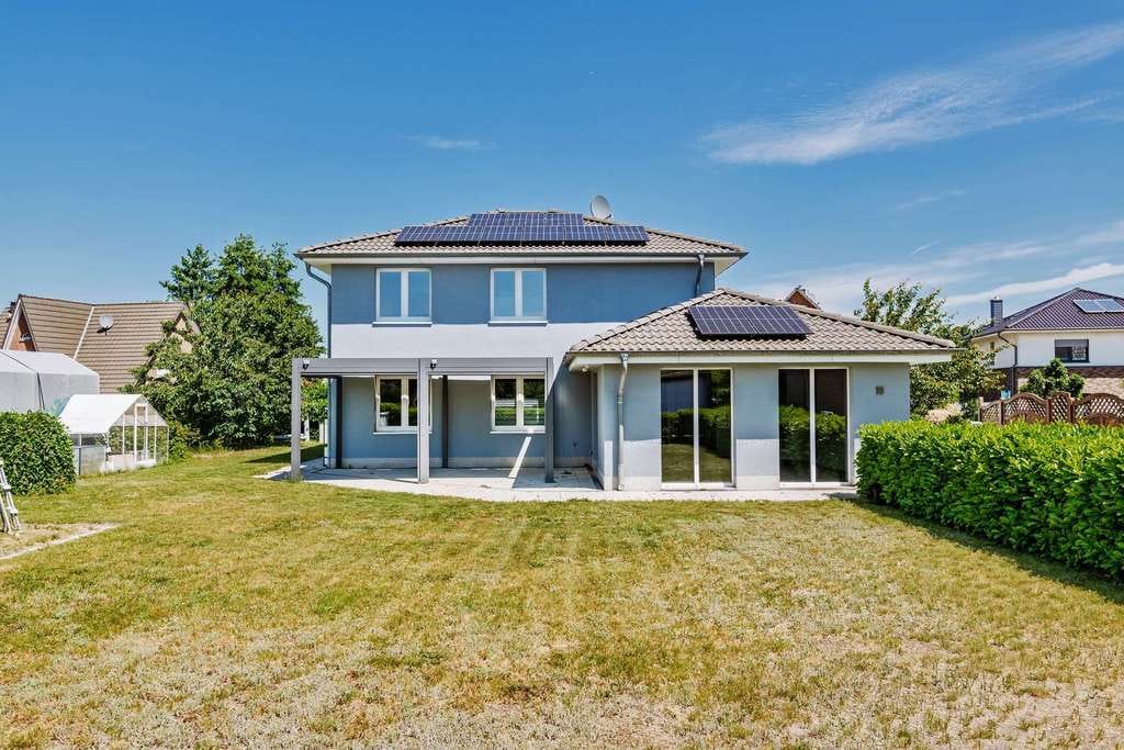 Immobilie in Bardowick - Stadtvilla mit außergewöhnlicher Energieeffizienz – Familienwohnen auf großzügigem Grundstück - Bild 1