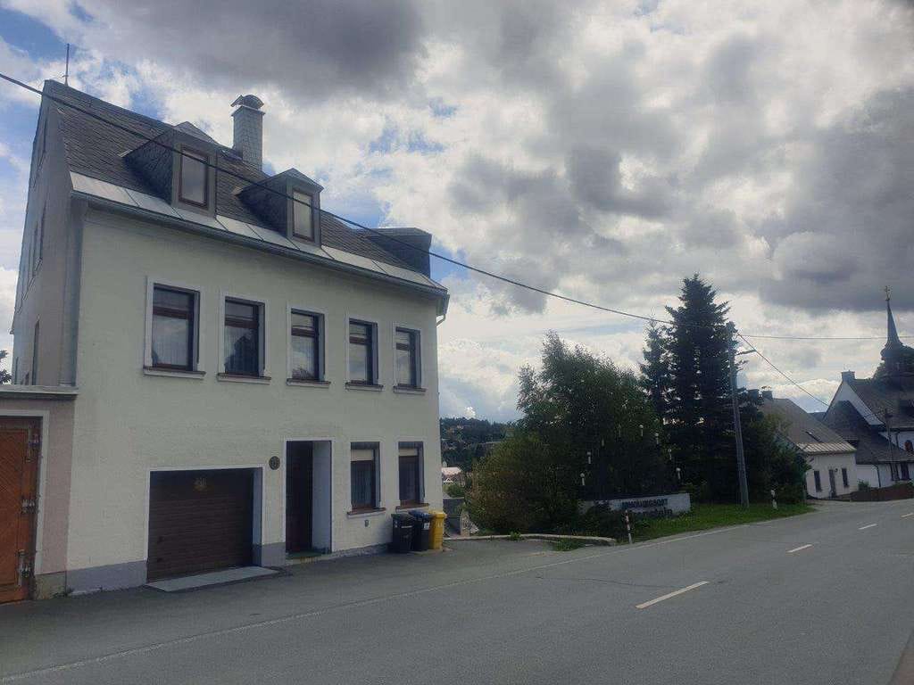 Immobilie in Bärenstein - Mehrgenerationenhaus in Bärenstein mit schönem Grundstück! - Bild 1
