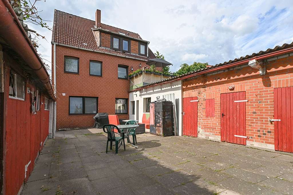 Immobilie in Mölln - Ensemble bestehend aus einem MFH, einer DHH und einem möglichen Baugrundstück! - Bild 3