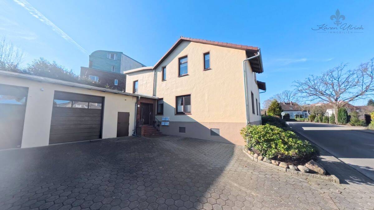 Immobilie in Seevetal - Wohnen im Herzen von Hittfeld - für die große Familie, Mehrgenerationenwohnen oder Platzliebende - Bild 1