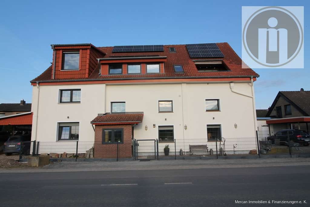 Immobilie in Barsinghausen - gepflegtes Mehrfamilienhaus als Kapitalanlage oder zur Selbstnutzung - Bild 0