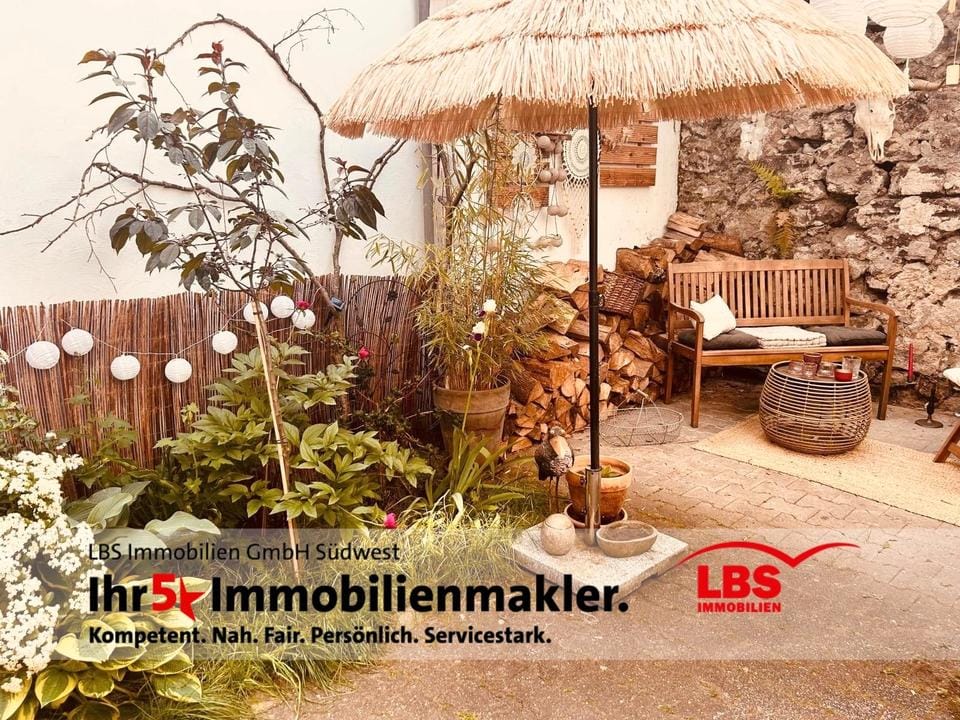 Immobilie in Nickenich - Historischer Charme trifft modernen Wohnkomfort liebevoll modernisiertes Einfamilienhaus - Bild 0