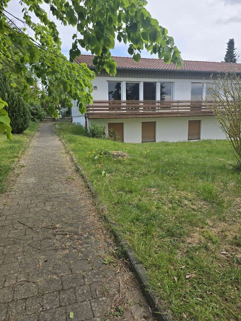 Immobilie in Bad Wildungen - Großzügiges Wohnhaus mit vielseitigen Nutzungsmöglichkeiten in bester Lage von Bad Wildungen - Bild 1