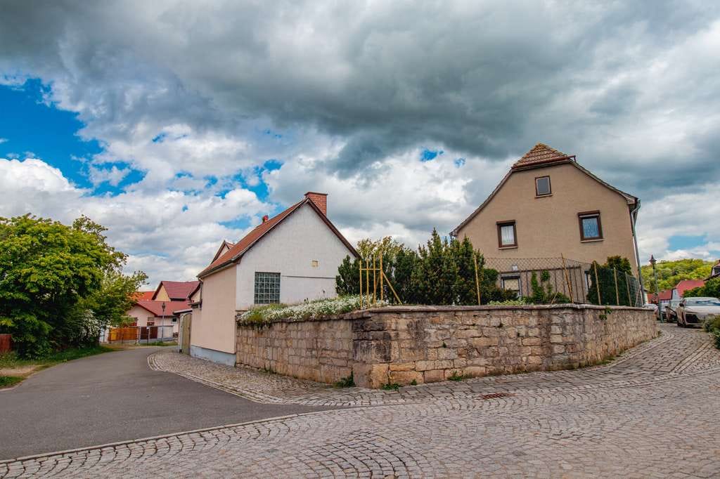Immobilie in Magdala - Für Macher und Visionäre – individuelles Anwesen mit Gewerbeflächen, Scheune und Einliegerwohnung - Bild 1