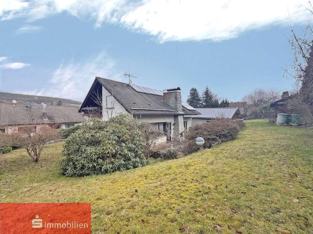 Immobilie in Neuhof - Ruhiges Wohnglück mit Wellness-Potenzial: Ihr Modernisierungsprojekt in Neuhof-Giesel - Bild 0