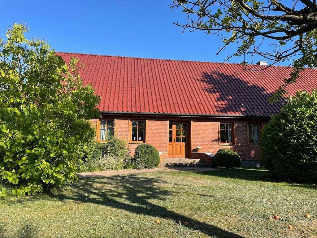 Immobilie in Putlitz - Zwischen HH & Berlin – Bauernhaus, Scheune, Teich, Streuobstwiese - Bild 1