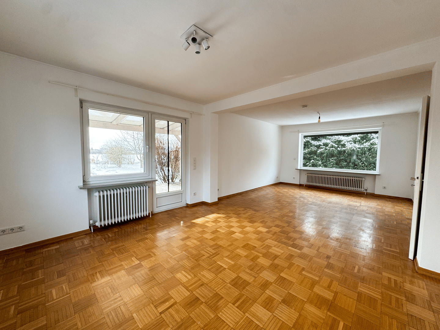 Immobilie in Borstel-Hohenraden - Ein Zuhause zum Ankommen! 135 m² Wohnfläche, Vollkeller, Weitblick und Feldrandlage in 30er Zone von Borstel - Hohenraden! - Bild 1