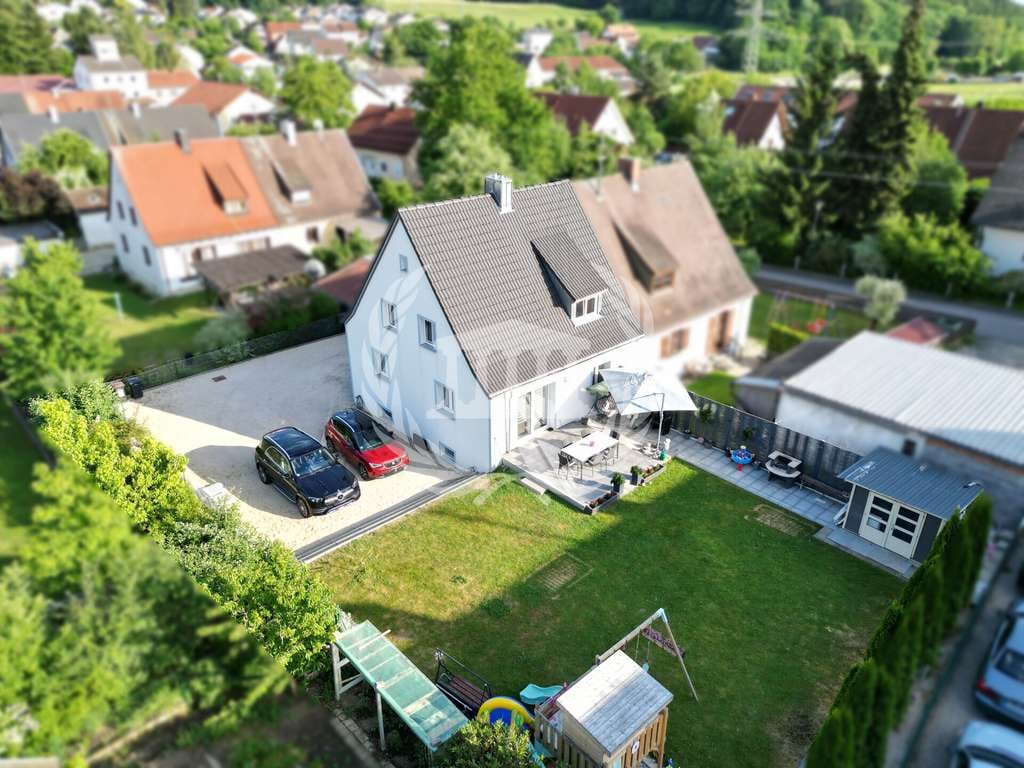 Immobilie in Au in der Hallertau - Energetisch sanierte & bezahlbare DHH mit großem Garten & 5 Zimmern auf Erbpachtgrundstück - Bild 0