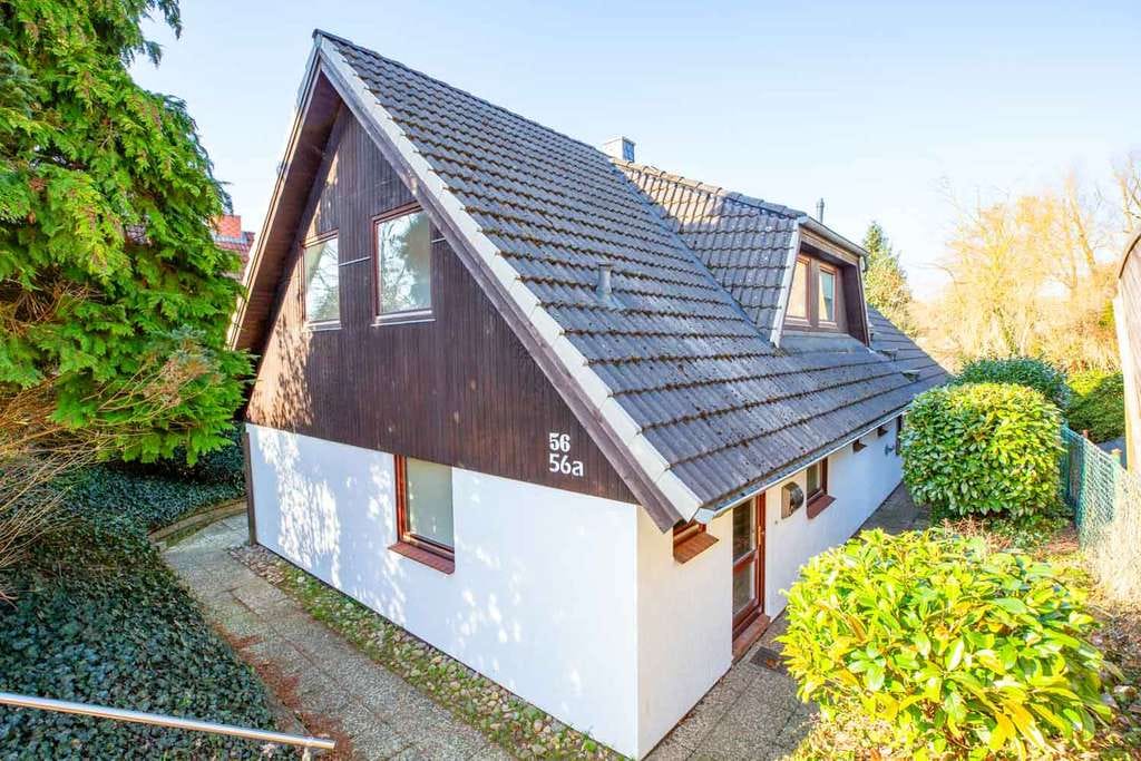 Immobilie in Großensee - ! Neu ! Zwei Wohneinheiten mit separatem Eingang in zentraler Lage von 22946 Trittau - Bild 2