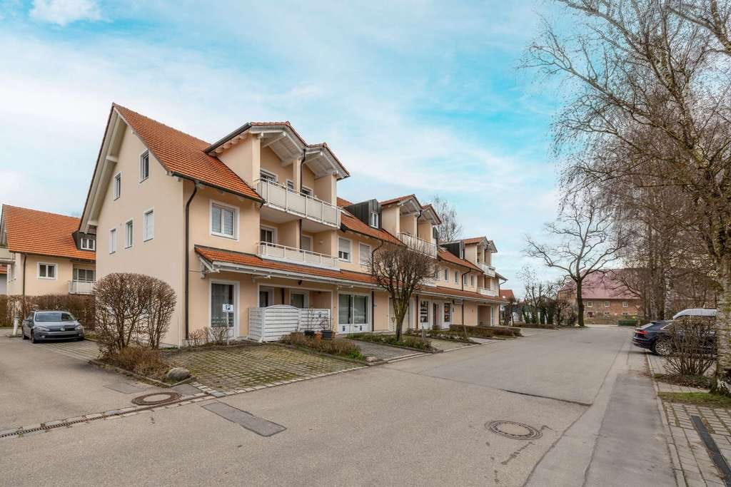 Immobilie in Berglern - SOMMER IMMOBILIEN - Charmante 2-Zimmer Dachgeschosswohnung mit Balkon - Bild 0